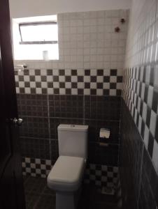 Ένα μπάνιο στο Precious Homestays