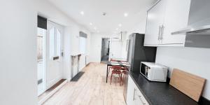 Η κουζίνα ή μικρή κουζίνα στο The Burford Hideaway +50 φωτογραφίες