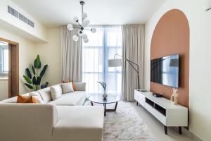 Fotografie z fotogalerie ubytování Silkhaus newly furnished 1BDR in Downtown near Burj Khalifa v Dubaji