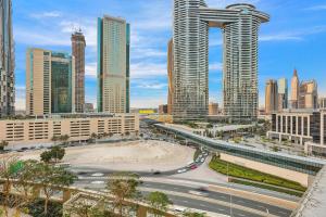Miesto panorama iš apartamentų arba bendras vaizdas Dubajuje