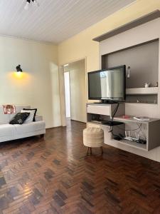 Galeriebild der Unterkunft Villa Ruth, a casa que voce vai amar in Torres