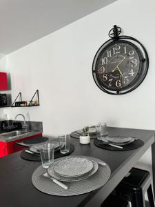 Φωτογραφία από το άλμπουμ του l'ATELIER - Duplex - cour privée σε Juilly +3 φωτογραφίες