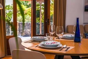 Napoje w obiekcie Agradable y familiar, con piscina "Casa Inima"