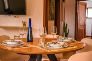 Napoje w obiekcie Agradable y familiar, con piscina "Casa Inima"