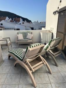 A balcony or terrace at Sea View Penthouse with Large Terrace