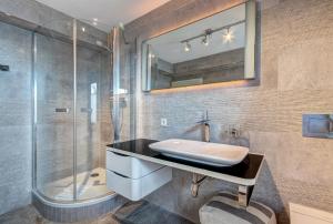 Ein Badezimmer in der Unterkunft Ferienwohnung Kieferngrund