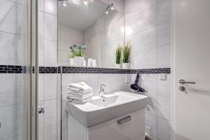 Ένα μπάνιο στο Residenz am Balmer See - BS 14 mit Wellnessbereich +15 φωτογραφίες