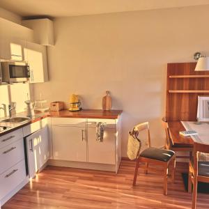 A kitchen or kitchenette at Villa Maier