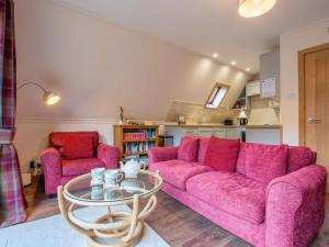 Dapur atau dapur kecil di Chalet Loch Lochy Retreat by Interhome
