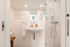 Et badeværelse på Villa Margaritta + 22 billeder