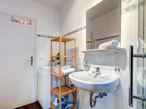 Ein Badezimmer in der Unterkunft Villa Margot - FeWo 02