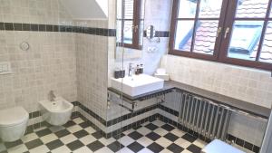 Vannituba majutusasutuses Authentic Apartment hotel