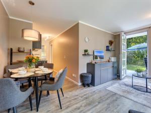 Kuchyň nebo kuchyňský kout v ubytování Residenz am Balmer See - BS 06 mit Wellnessbereich