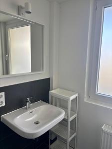 Ένα μπάνιο στο Studio apartment, small but nice!