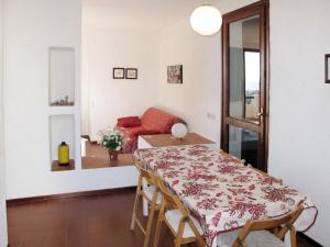 Gallery image of Apartment Baia Santa Reparata - Trilo 6 by Interhome in Santa Reparata