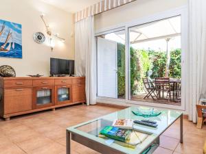 TV a/nebo společenská místnost v ubytování Holiday Home Bousquet by Interhome + 21 fotografií