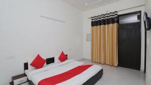 Φωτογραφία από το άλμπουμ του Vrinda residency σε Chhatikara +3 φωτογραφίες
