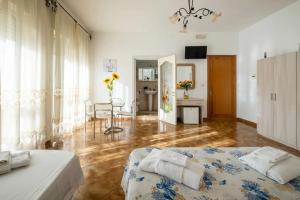 Postel nebo postele na pokoji v ubytování Abissi Room Vista mare Bb Controvento