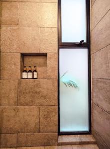 Phòng tắm tại Premium Apartment in Tulum 2 Bedrooms Roof Top Pool - Aldea Zama