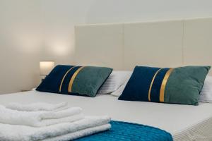 A bed or beds in a room at Vasiliki house