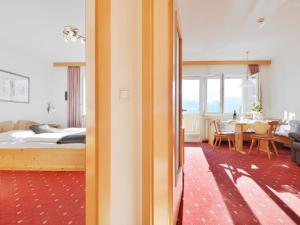 Postel nebo postele na pokoji v ubytování Apartment Residence Egger - n-202 by Interhome