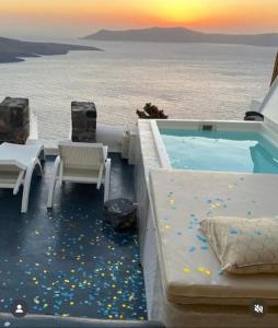 Φωτογραφία από το άλμπουμ του Fira White Residence στα Φηρά