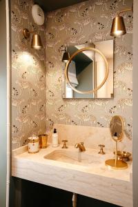 Ένα μπάνιο στο Villa front de mer proche St Malo ,Dinard, Dinan +34 φωτογραφίες