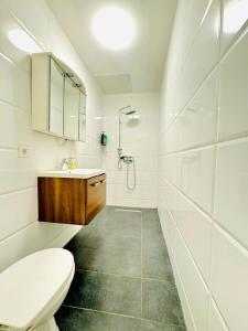 Kúpeľňa v ubytovaní Amazing 2BR Apartment Near Praterstern