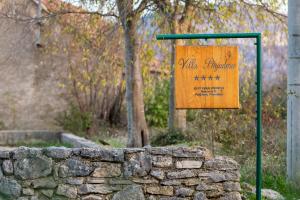 Certifikát, hodnocení, plakát nebo jiný dokument vystavený v ubytování Villa Bajadera