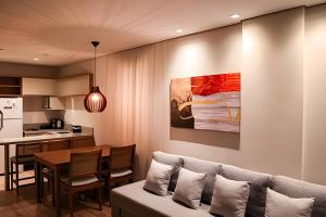 Η κουζίνα ή μικρή κουζίνα στο Suite 212 SerraClass