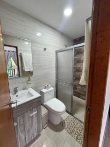 Koupelna v ubytování KETHALYA TAYRONA Hostal