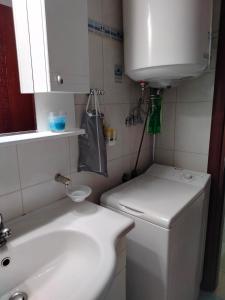 Un baño de Sunny Nest 22 fotos más