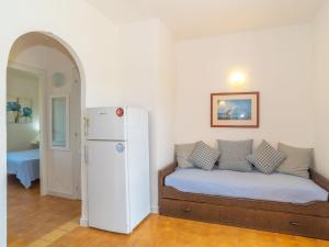 Ruang duduk di Apartment Residenza Mediterranea-1 by Interhome