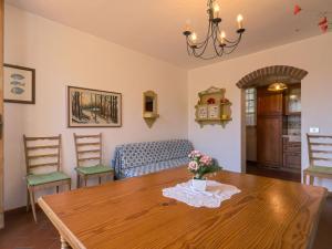 Χώρος καθιστικού στο Holiday Home Conte Francesco II-6 by Interhome