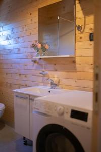 Ένα μπάνιο στο Milton River House