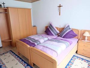 Ein Bett oder Betten in einem Zimmer der Unterkunft Apartment in Eifel near Nürburgring
