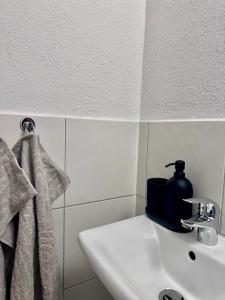 Photo de la galerie de l'établissement SiYen three with 24h Check-in, à Ammerbuch 10 autres photos