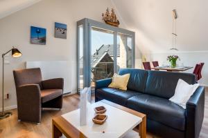 Χώρος καθιστικού στο Ostsee - Appartement Nr 90 "Seestern" mit Strandkorb im Strand Resort