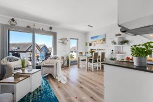 Η κουζίνα ή μικρή κουζίνα στο Ostsee - Appartement Nr 162 "Strandzeit" im Strand Resort