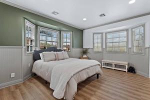 Postel nebo postele na pokoji v ubytování Jarrett Farm Resort - Suite 3