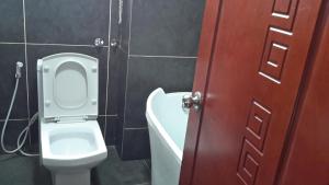 FT Hotel的一间浴室