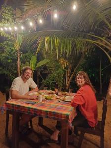 Majutusasutuse Turtle Island Cabana külastajad