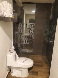 Koupelna v ubytování Hotel Granada