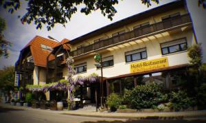 Gallery image of Hotel Waldparkstube in Bad Schonborn