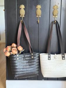 尼尔森湾Ebony & Ivory Villa的相册照片