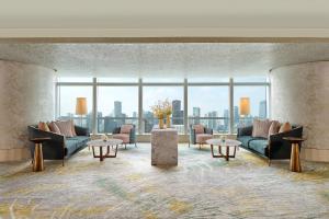Posezení v ubytování The Ritz-Carlton Jakarta, Pacific Place