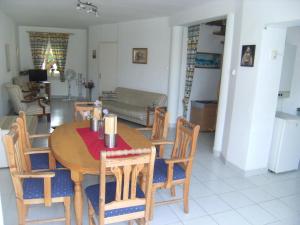 Η κουζίνα ή μικρή κουζίνα στο Ferienhaus Nr 2B