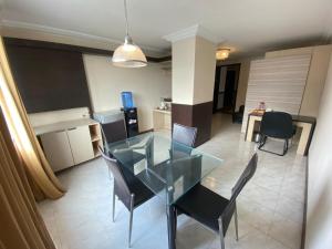 Predel za sedenje v nastanitvi Hotel 88 Jember By WH - Strategic Location In The City Center