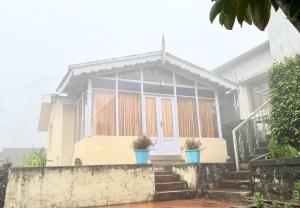 Budova, kde se vila nachází