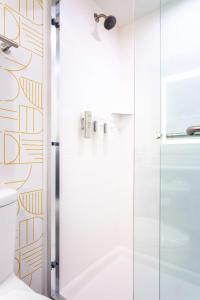 Home2 Suites By Hilton Boone的一间浴室
